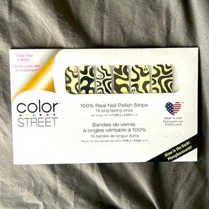 Color Street Feeling Fab Boo Lous 100% Nail Polish Strips
